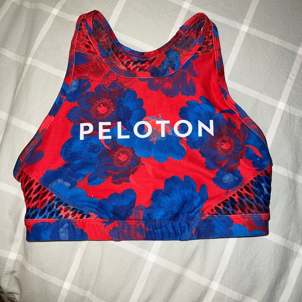 *Rare* Emma Lovewell Peloton sports bra.